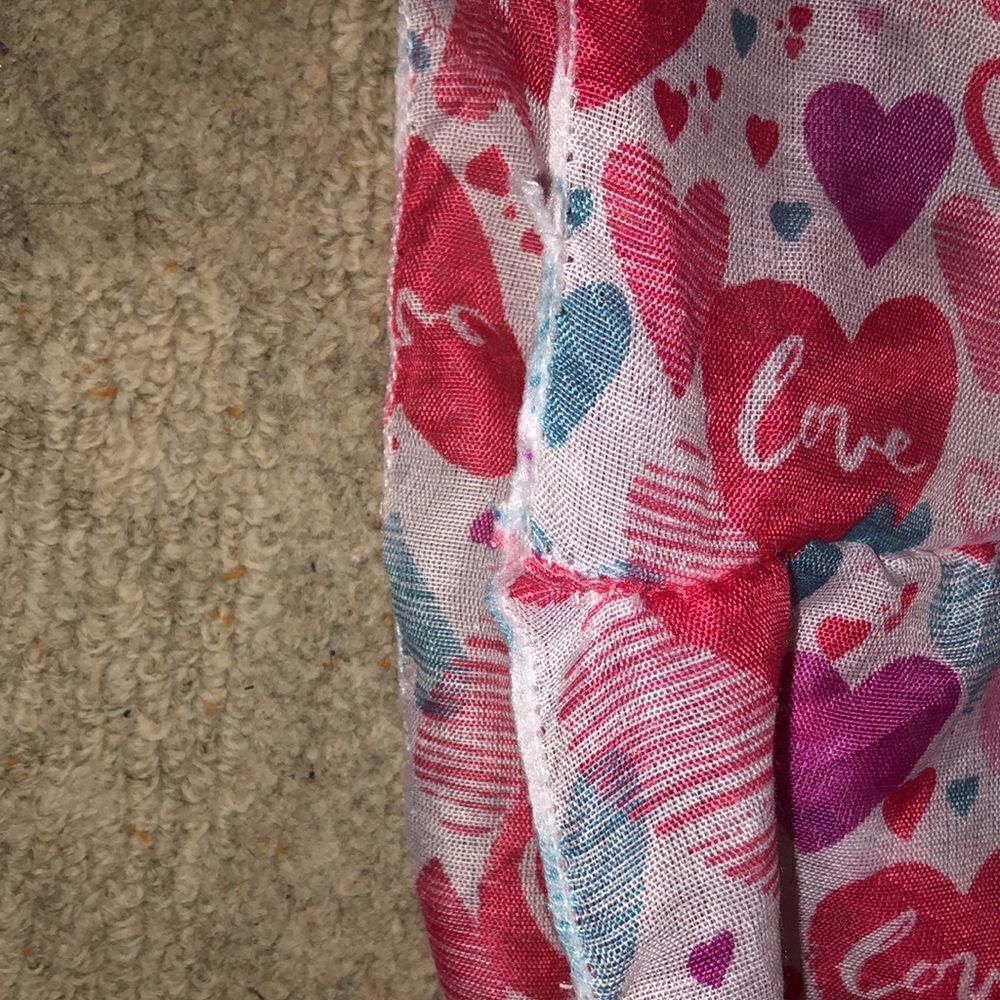 Vintage Translucent “Heart” Scarf - Picture 9 of 13